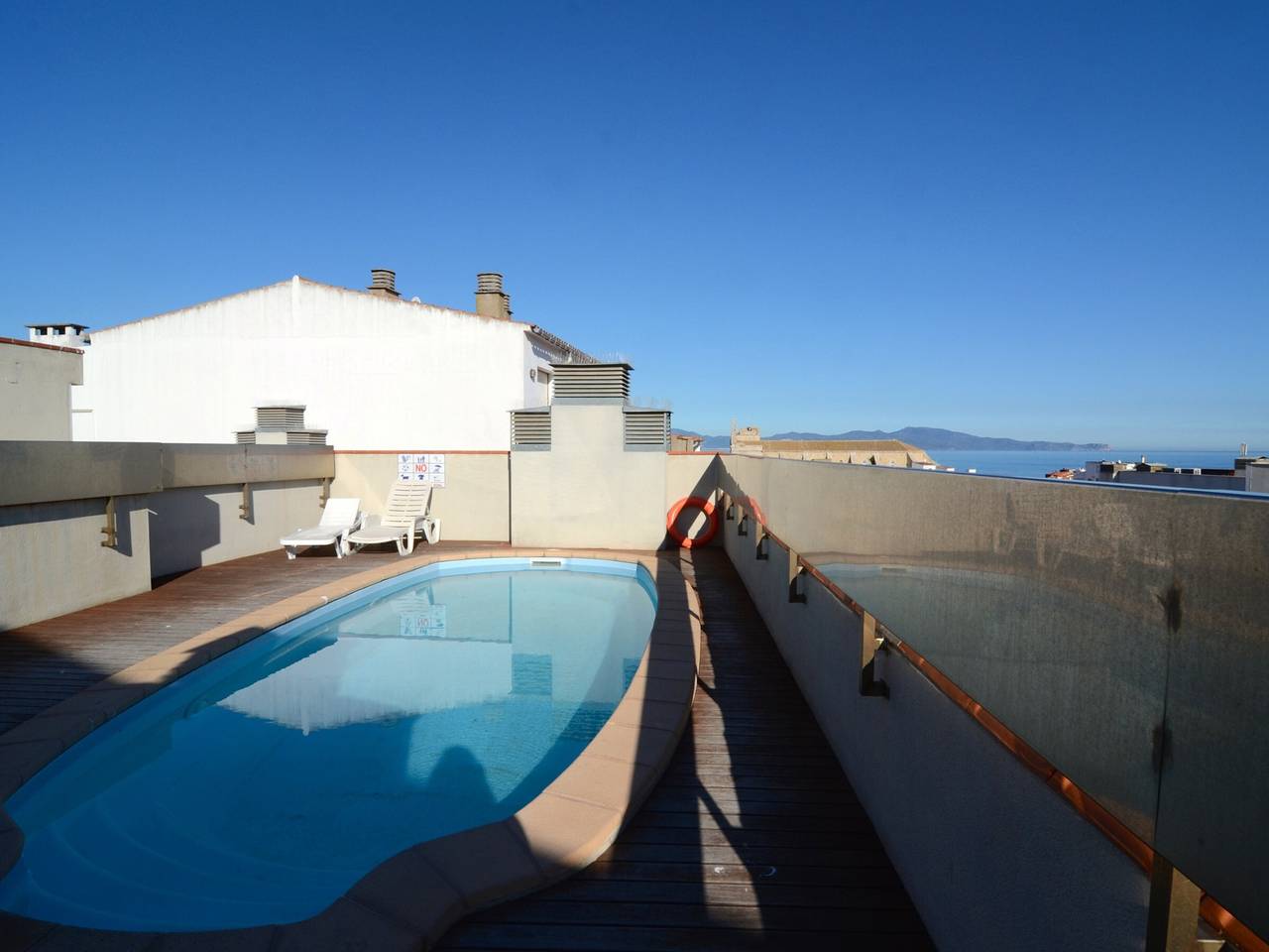 Apartamento entero, Apartamento en L'Escala para 6 con piscina, a 250m de la playa y en el centro in La Escala, Alt Empordà