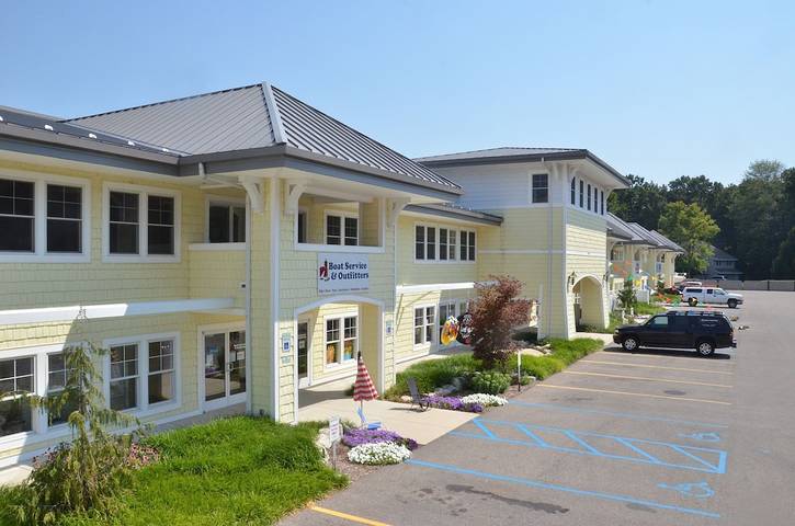 Ferienwohnung für 4 Personen, mit Pool und Balkon sowie Garten in Michigan