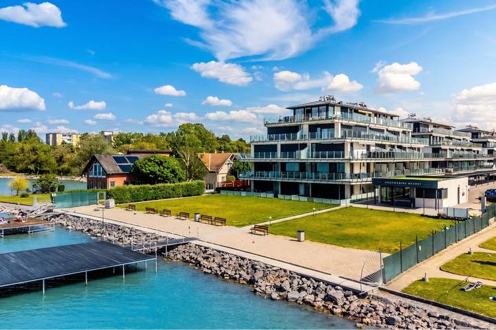 Apartament wakacyjny dla 6 osób, z balkon i widok na jezioro w Balatonlelle