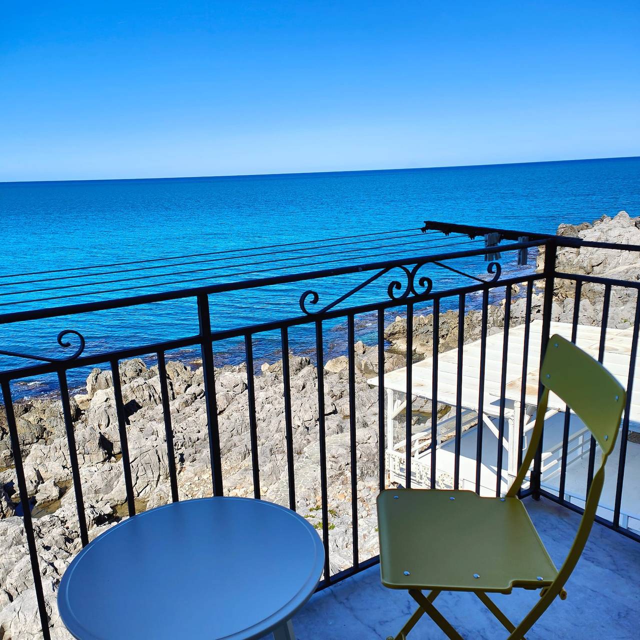 Central Room With Balcony And Amazing Sea View in Cefalù, Cefalù (Kommune)