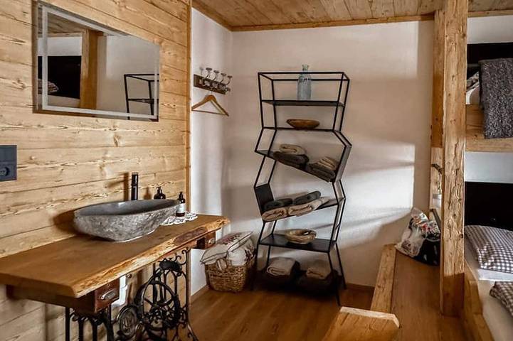 Gîte pour 6 personnes, avec Jardin dans Tux