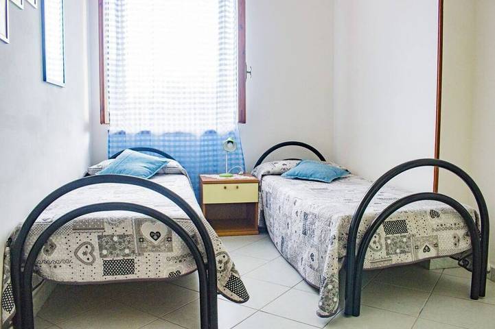 Gîte pour 5 personnes, avec Balcon à Baunei - 3