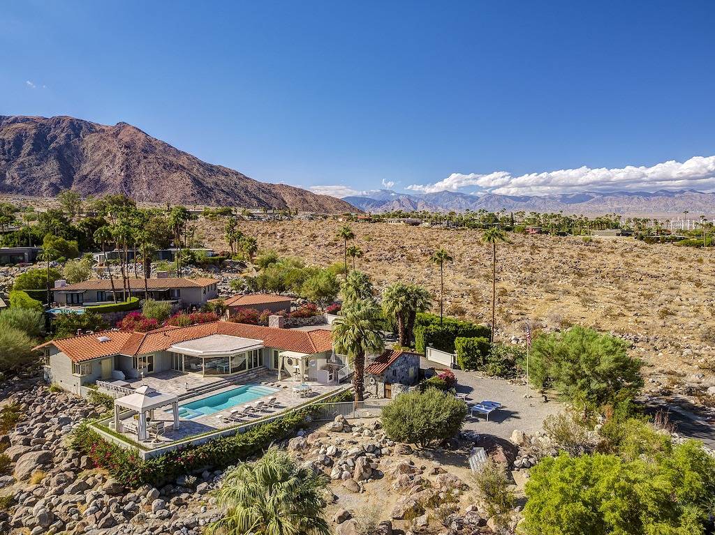 Architectural Digest Sonder Estate bietet Filmnächte unter dem Wüsten Sternen! in Palm Springs, Coachella Valley