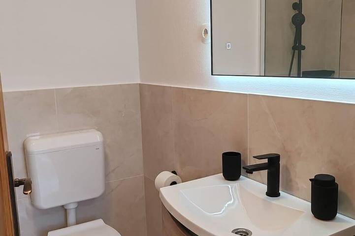 Ganze Wohnung, 1-Zimmer-Ferienwohnung am Strand Lumbarda, Korcula in Lumbarda, Korcula