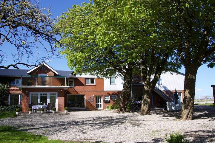 Ganze Ferienwohnung, App. 8 Rosentraum in Tating, Eiderstedt