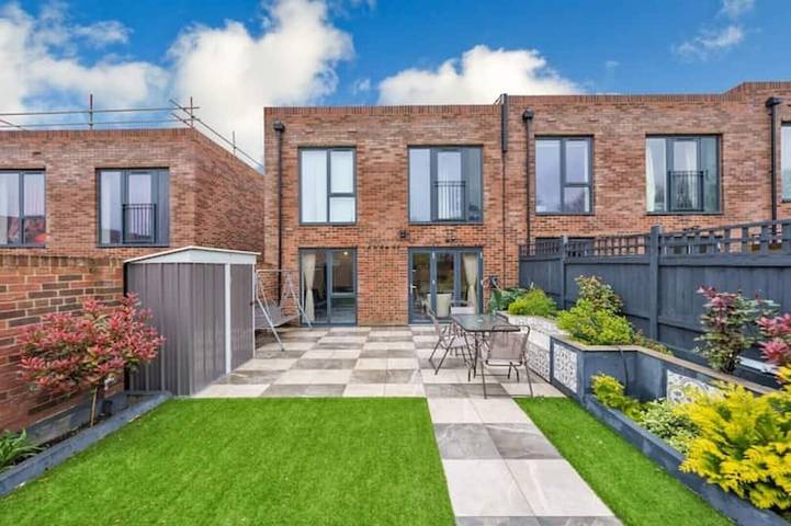 Holiday home for 7 people, with garden and terrace - 1