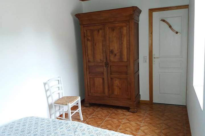 Location de vacances pour 6 personnes, avec jardin et terrasse à Saint-Georges-de-Montclard - 4