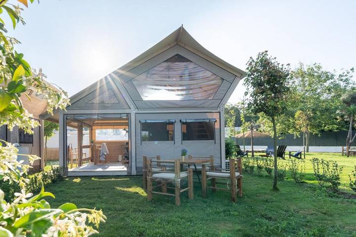 Camping für 4 Personen, mit Garten und Ausblick in Kampanien - 2