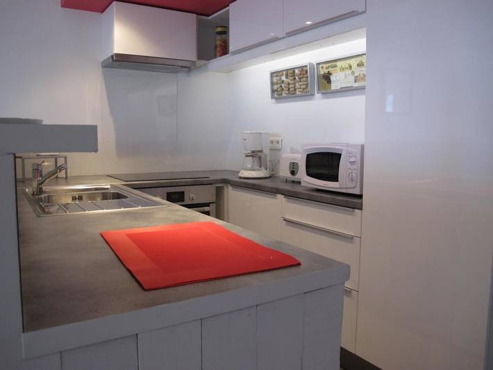 Location de vacances pour 2 personnes, avec piscine ainsi que vue et jardin à Suze-la-Rousse - 4