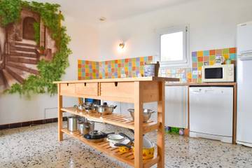 Glamping for 6 People in Talairan, Aude, Photo 2