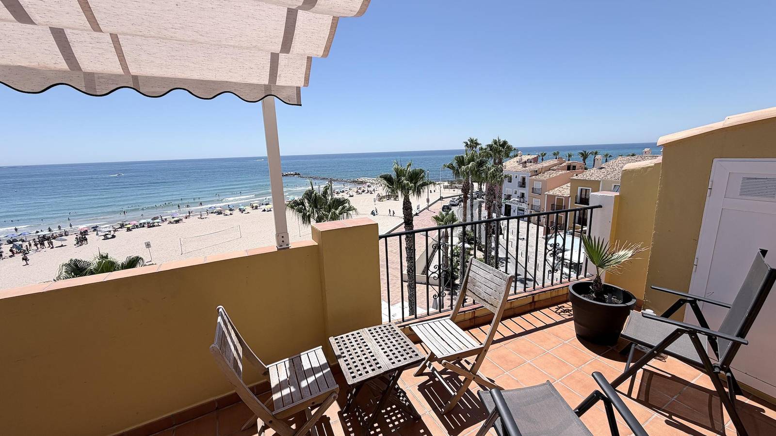 Geheel appartement, Vakantieappartement voor 4 personen met uitzicht op zee in Villajoyosa, Costa Blanca
