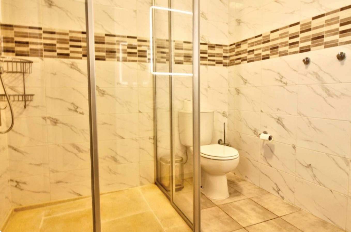 Quarto 'Quarto 2' com Piscina Partilhada, Terraço Partilhado e Wi-Fi in Moncarapacho, Ria Formosa