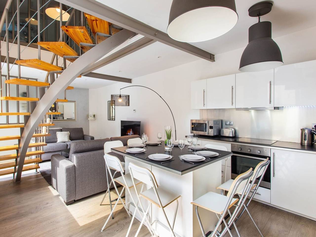 Entire apartment, Spacious house - 2Br/8P - Montrouge in Montrouge, Hauts-de-Seine