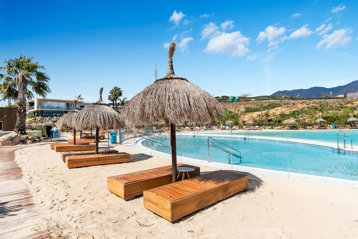 Ganze Wohnung, Alcazaba Lagoon apt by Costarentals in Sierra (Casares), Casares