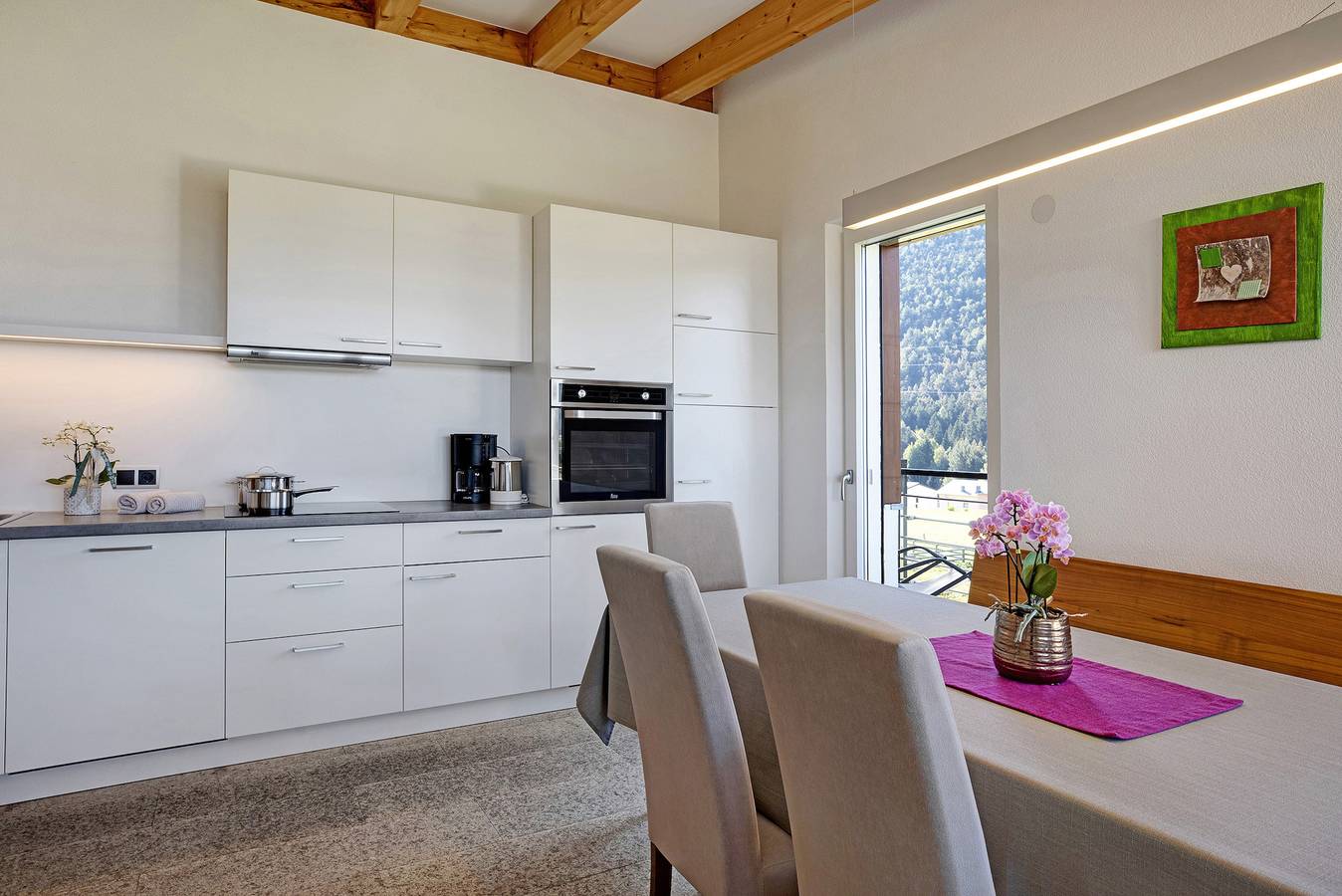 Appartamento intero, Appartamento "Kronsun - Kraft" con vista sulle montagne, balcone e giardino in Perca, Plan de Corones