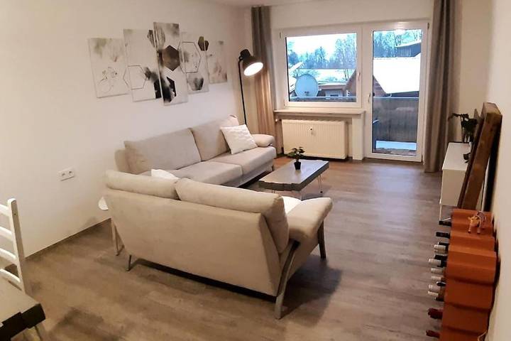 Ferienwohnung für 2 Personen, mit Balkon und Ausblick in Wolfegg
