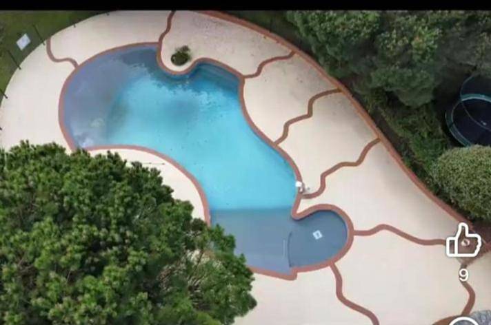 Appartement de vacances pour 5 personnes, avec jardin ainsi que piscine et sauna, adapté aux familles