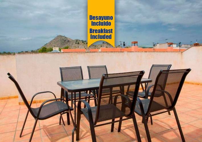 Apartamento para 8 personas, con terraza, Se admiten mascotas en Calasparra