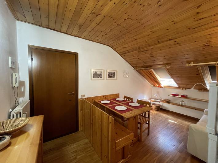Ganze Wohnung, 074 Bilocale Mansarda, Giustino in Pinzolo, Giustino