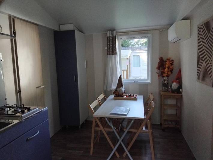 Gîte pour 5 personnes, avec piscine ainsi que bassin pour enfant et terrasse à Boofzheim