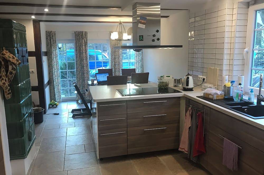 Familien-Urlaub im alten Forsthaus Uckermark, Kamin und Garten in Angermünde, Barnimerland Region