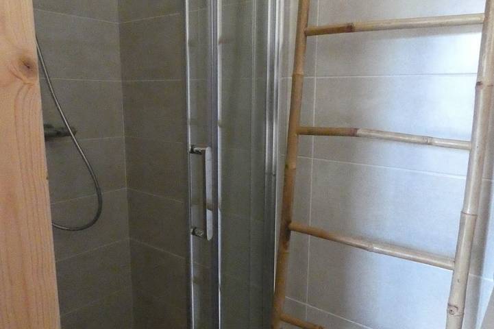 Gîte pour 3 personnes, avec jardin à Molines-en-Queyras - 3