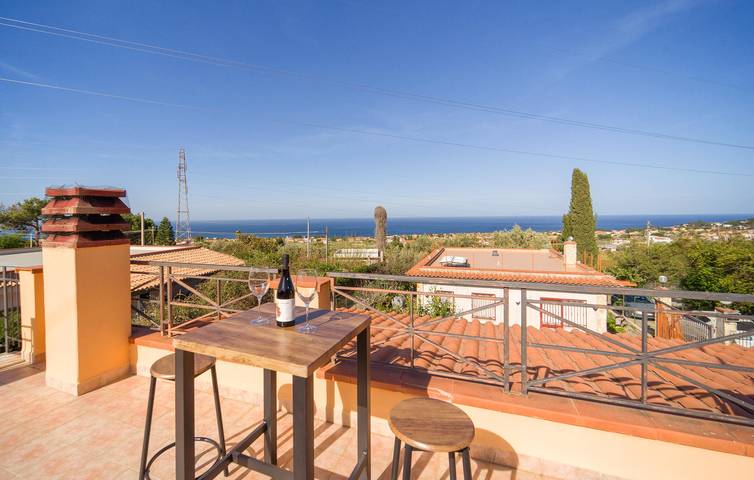 110qm Wohnung mit Pool, Parkplatz, Terrasse - Altavilla Milicia in Altavilla Milicia, Palermo Provinz