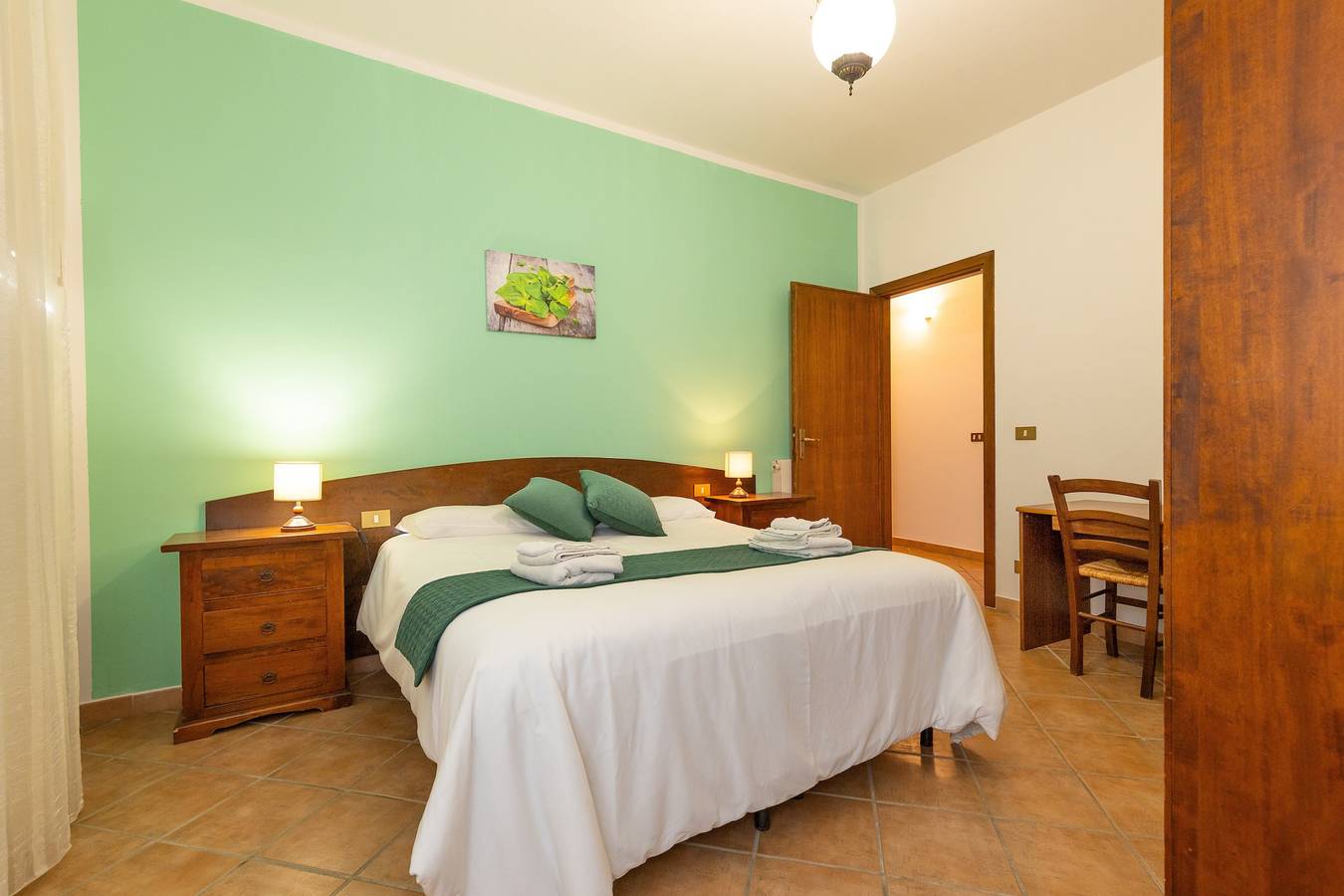 Geheel appartement, Appartement 'Menta' met gedeeld zwembad en tuin in Rosignano Marittimo, Etruskische kust