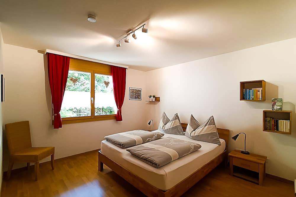 Ganze Wohnung, Ferienwohnung Vierwaldstättersee mit atemberaubender Aussicht und grossem Garten in Klewenalp-Stockhütte, Emmetten