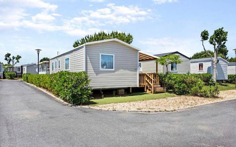 Camping für 6 Personen, mit Terrasse in Sérignan - 3