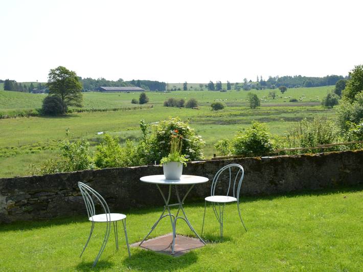Bauernhaus in Houffalize mit großer Terrasse in Tavigny, Houffalize