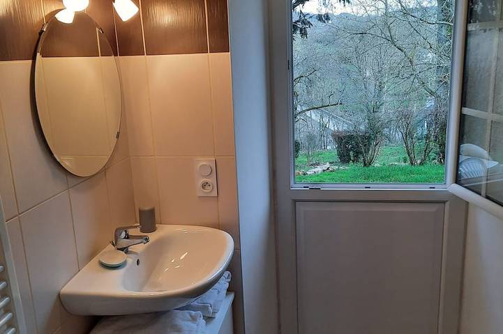 Location de vacances pour 4 personnes, avec jardin à Clécy - 3