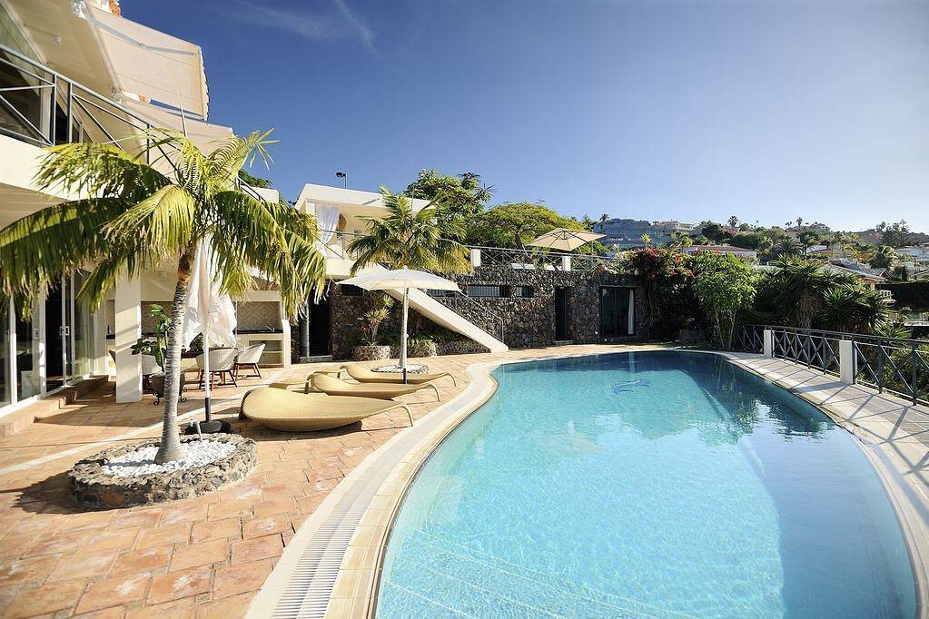 Villa de lujo Bahía con piscina infinita, vistas panorámicas, sauna y gimnasio in El Sauzal, Tenerife Norte