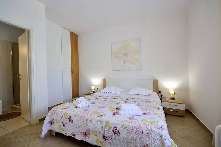 Ganze Wohnung, Katarina 5 in Brodarica, Šibenik-Knin