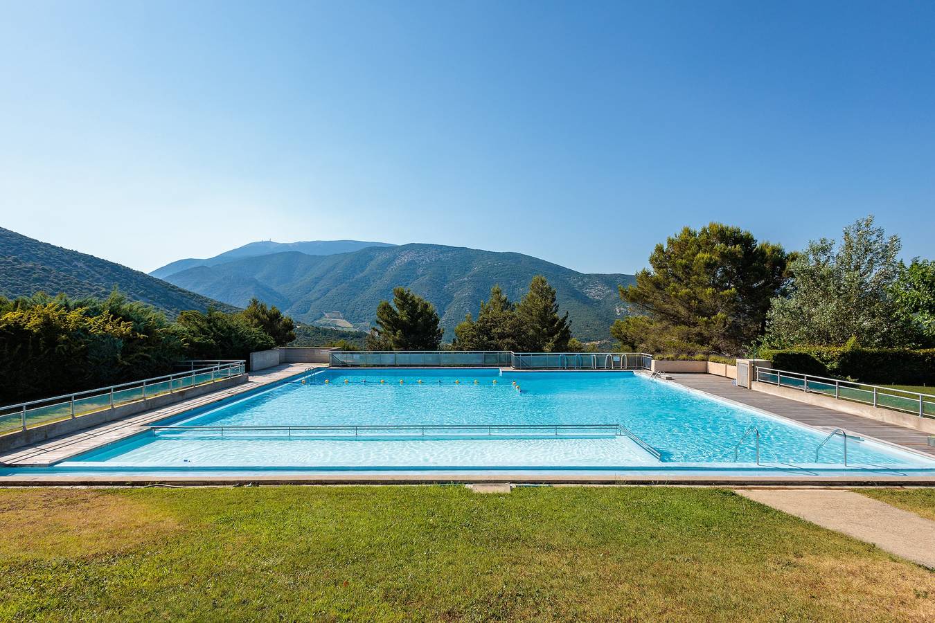 Mollansart - Vue montagne in Mollans-sur-Ouvèze, Región de Nyons