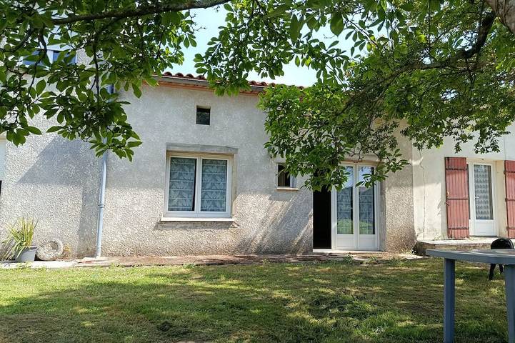 Location de vacances pour 4 personnes à Saint-Bonnet-sur-Gironde
