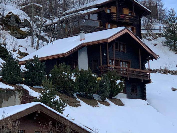 Gîte pour 10 personnes, avec vue ainsi que sauna et jardin, animaux acceptés dans Grimentz - 2