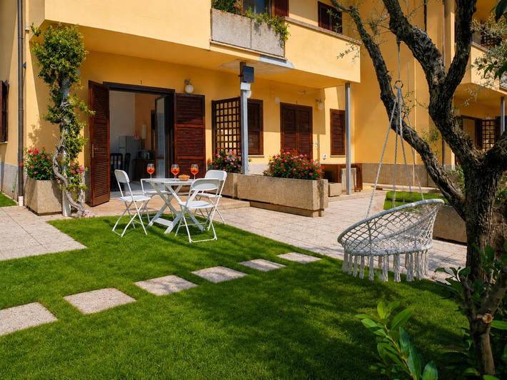 Ferienwohnung für 4 Personen, mit Garten und Pool sowie Ausblick in San Feliciano