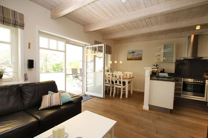 Komfortables 5 Sterne Ferienhaus mit ca. 55 qm Wohnfläche im Erdgeschoss in Wyk auf Föhr (Stadt), Wyk auf Föhr