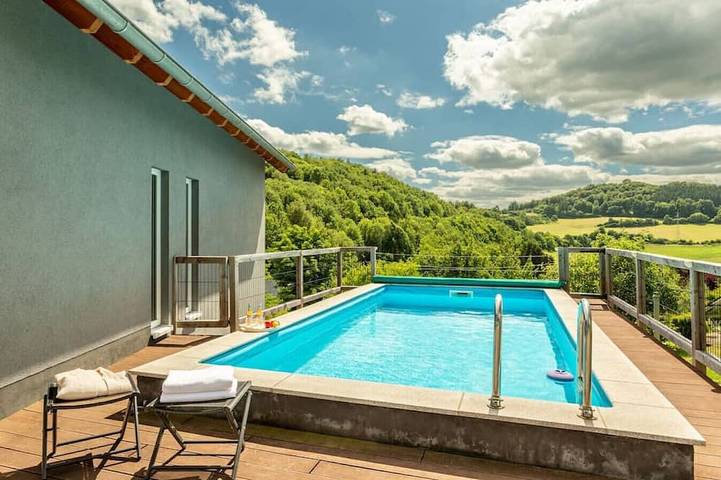 Villa für 11 Personen, mit Sauna und Whirlpool sowie Balkon - 1