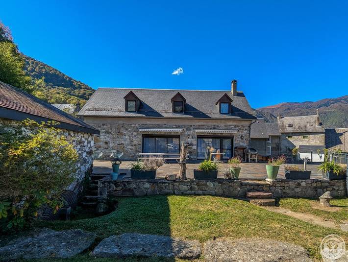 Vakantiehuis voor 15 personen, met tuin in de Franse Pyreneeën