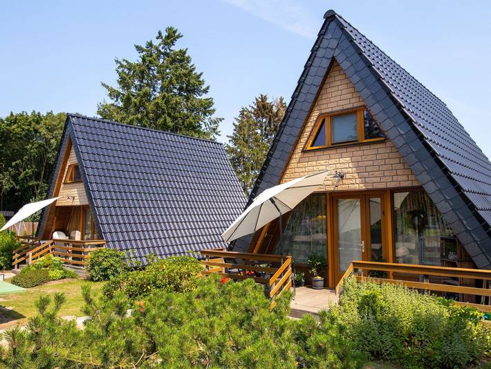 Ferienhaus für 6 Personen, mit Terrasse und Garten in Kröslin