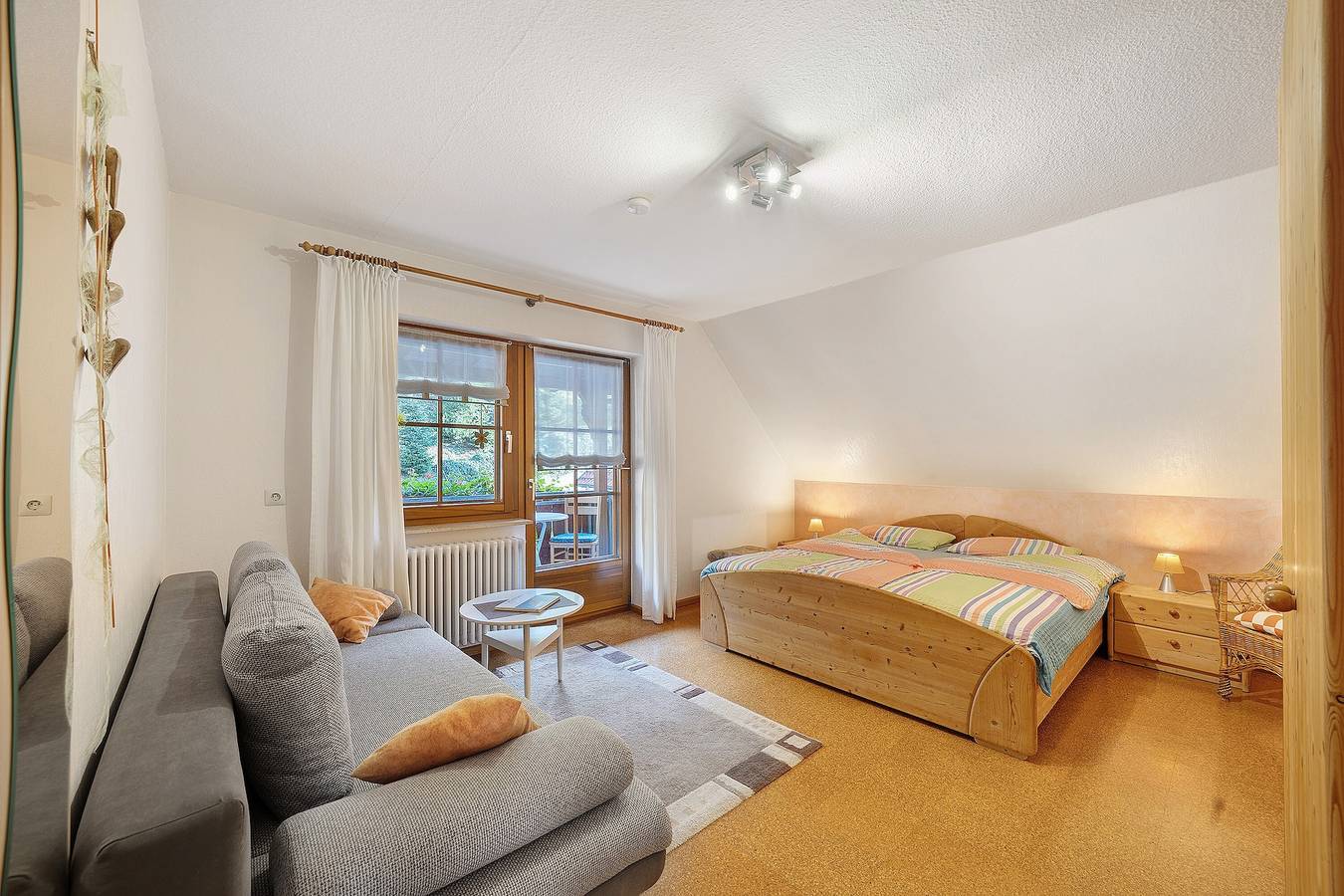 Ganze Wohnung, Ferienwohnung 'Hirschblick' mit Bergblick, Gemeinschaftsterrasse und Wi-Fi in Haslach im Kinzigtal, Kinzigtal