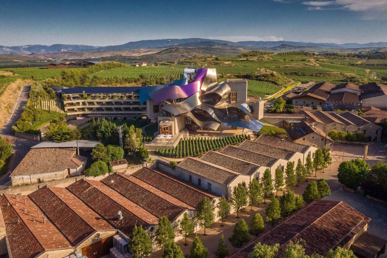 Hotel Marqués de Riscal, a Luxury Collection Hotel, Elciego in Elciego, Rioja Alavesa