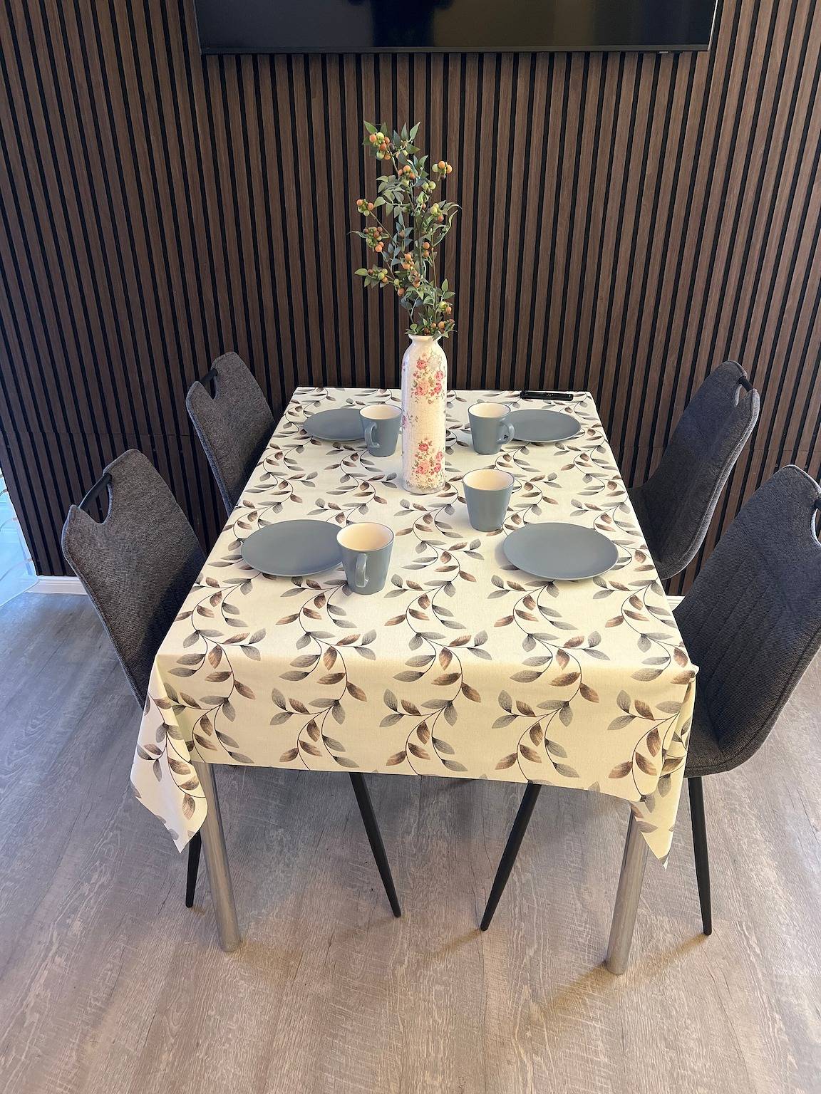 Ganze Wohnung, Apartment 'Am Tor Zu Hamburg' mit Balkon in Neu Wulmstorf, Landkreis Harburg