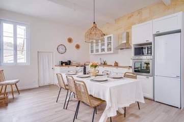 Location de vacances pour 6 personnes, avec jardin à Saint-Estèphe