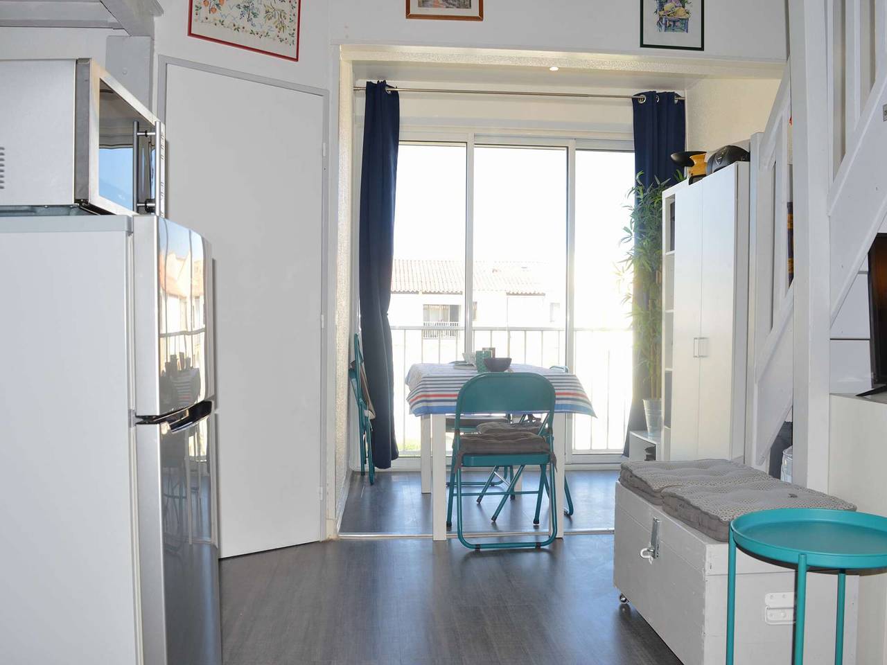 Appartement entier, Appartement rénové 2 pièces + mezzanine, piscine, parking, proche plage in Narbonne Plage, Narbonne