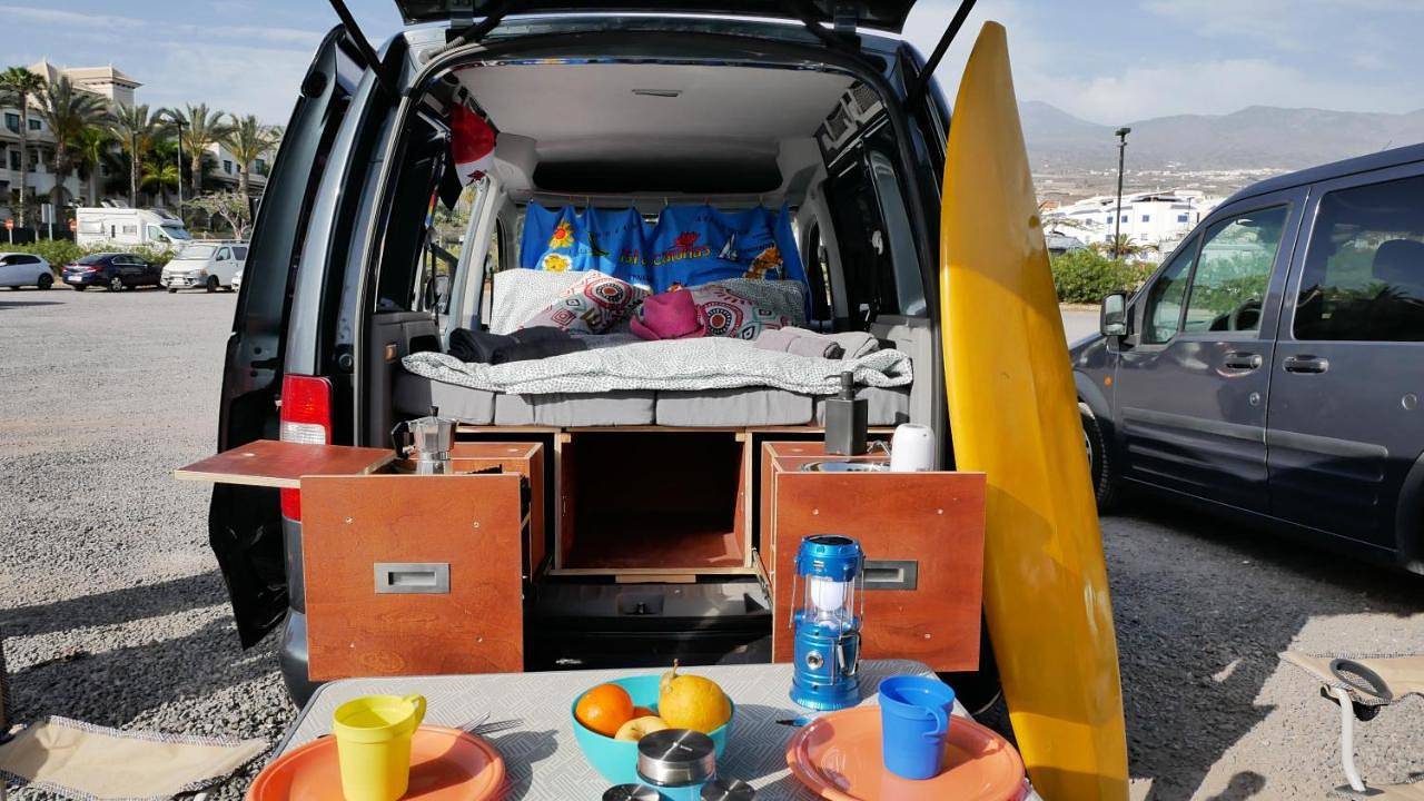 Endlesscampervan in Golf Del Sur, San Miguel de Abona