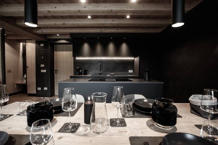 Apartment 'Snow Villa Genf' with Mountain View, Shared Spa Area and Garden in Livigno (Town), Livigno