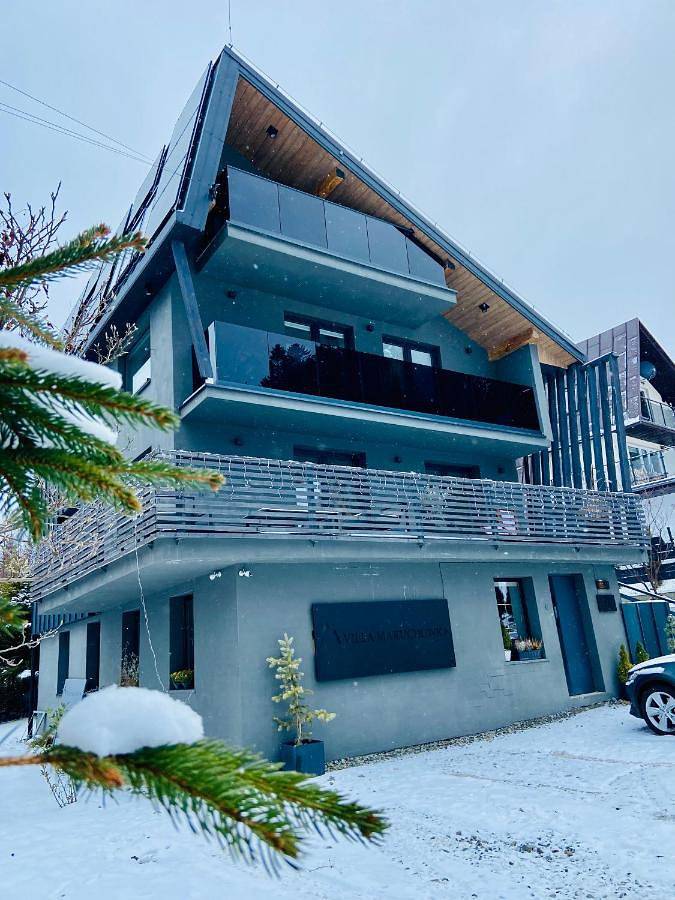 Apartament wakacyjny dla 18 osób, z ogród i widok, zwierzęta dozwolone w Korbielów